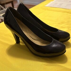 Avon Cushion Walk Navy Blue Patent Pump 9